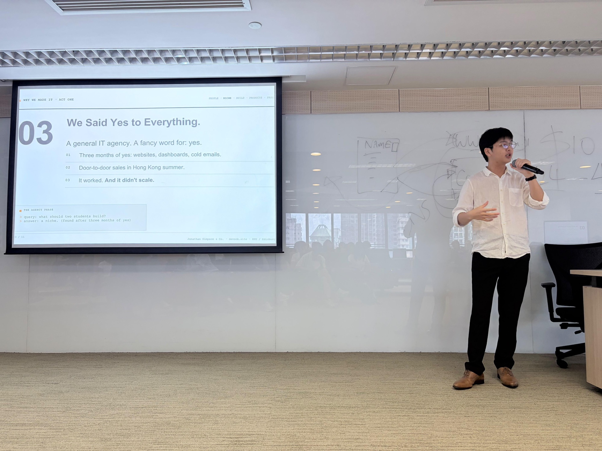 Devano Jonathan presenting at HKU IIMT3689